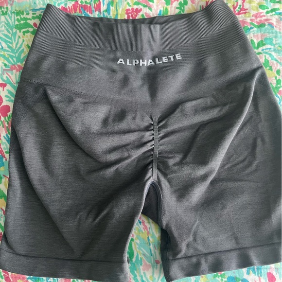 Alphalete amplify shorts - Picture 2 of 7